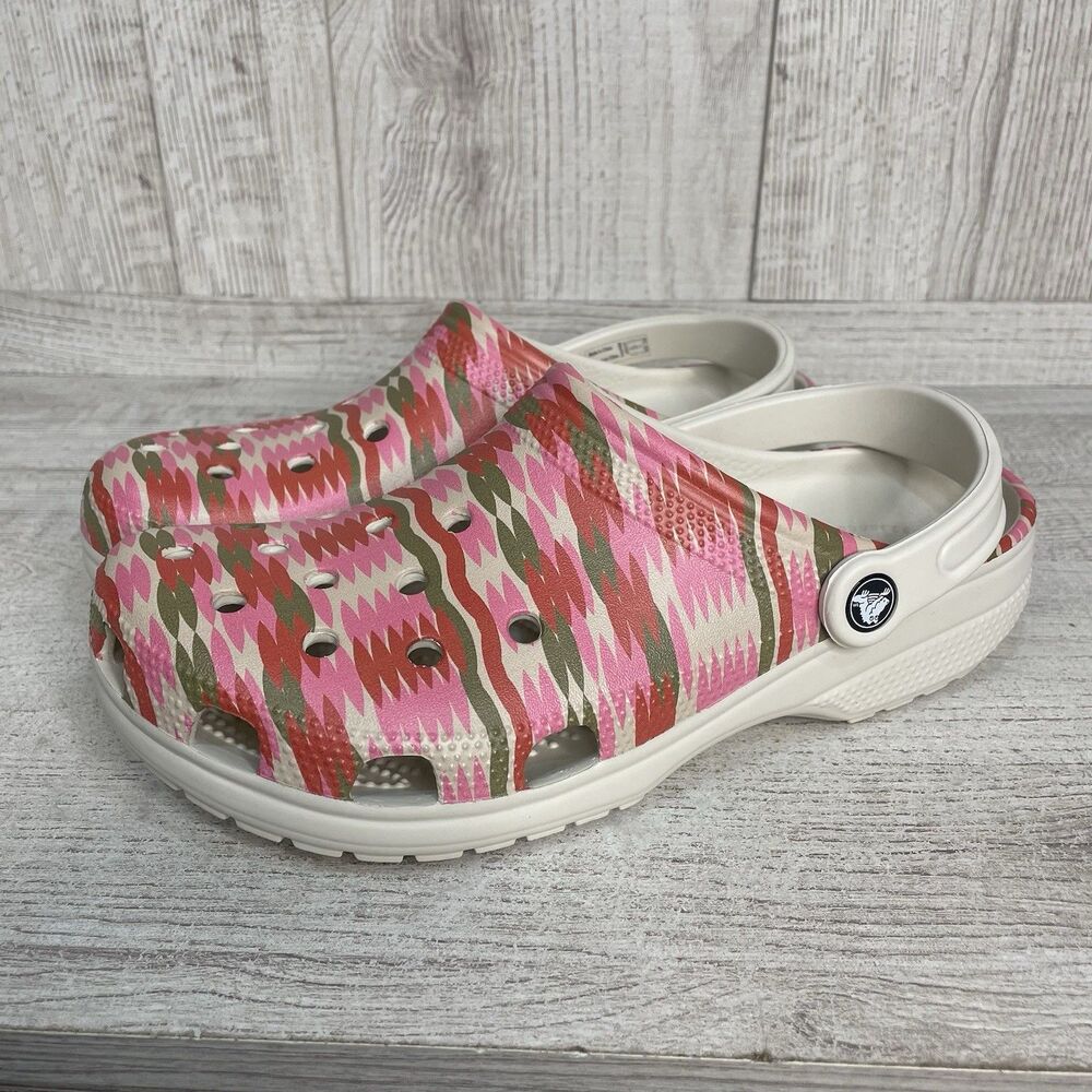 Crocs Classic Woven Multicolor Print Clog Women's Sz 10 Men Sz 8 Beige Pink Red